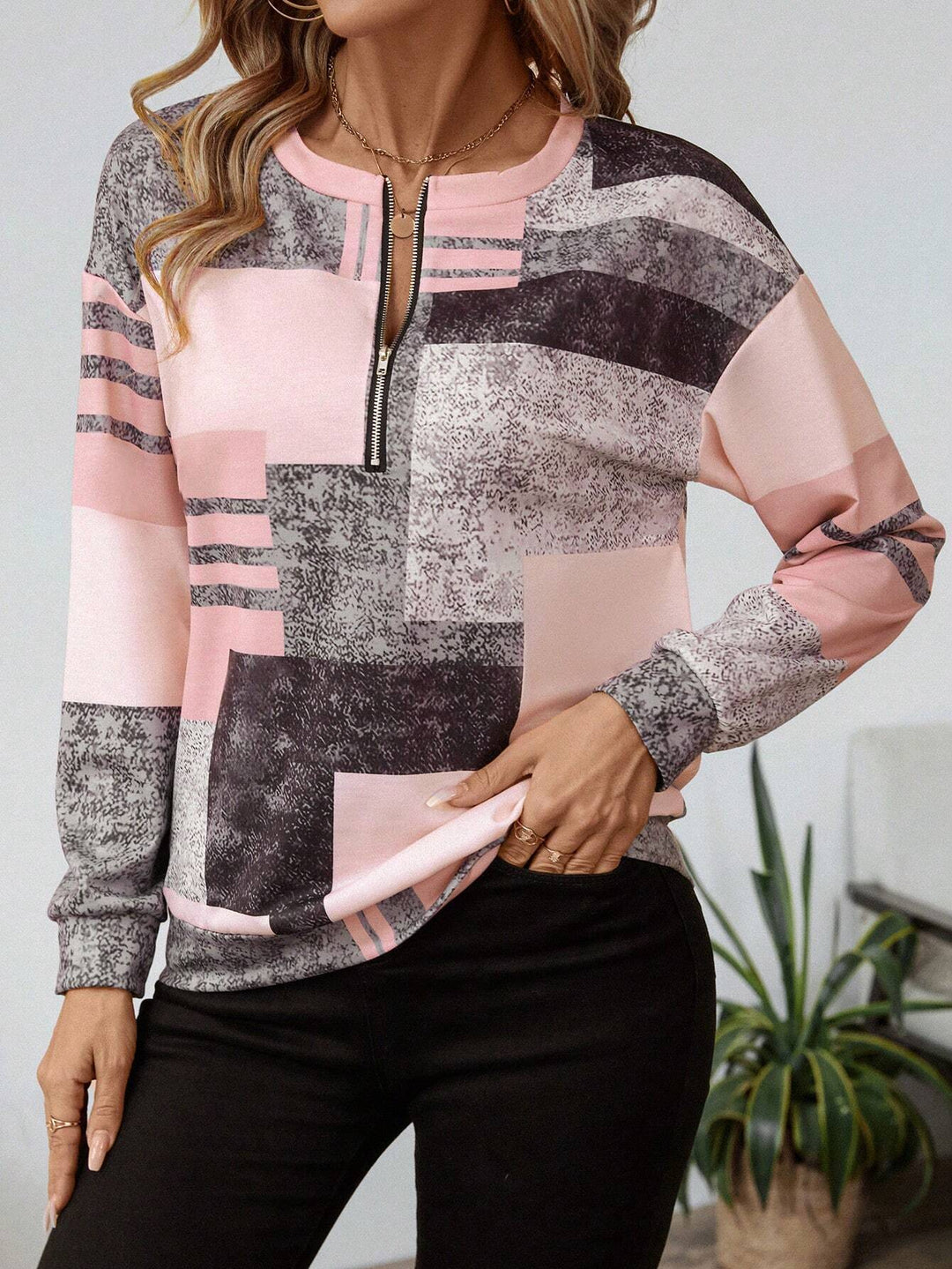 Kaimana | Chic Vintage Sweatshirt
