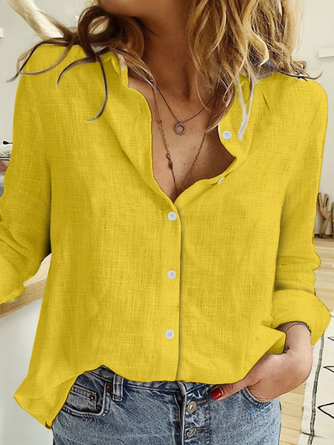 LEANNA  - BREEZY LINEN BLOUSE