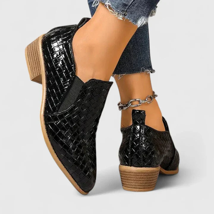 XEN - WICKER FINISH BRAIDED SHOES
