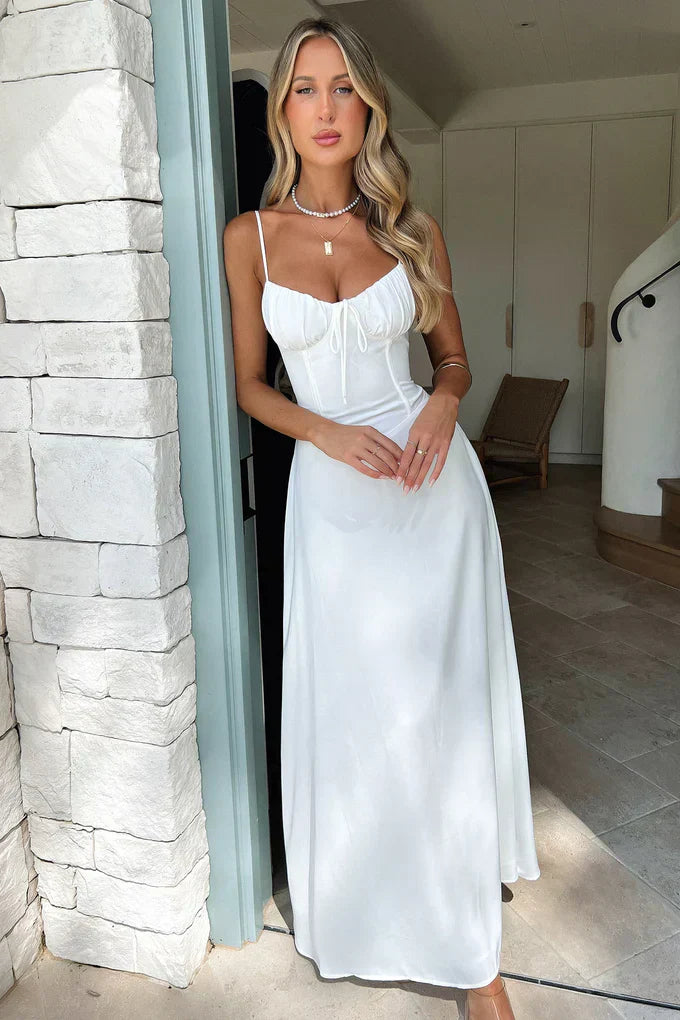 DEVIAN - EFFORTLESS ELEGANT MAXI DRESS